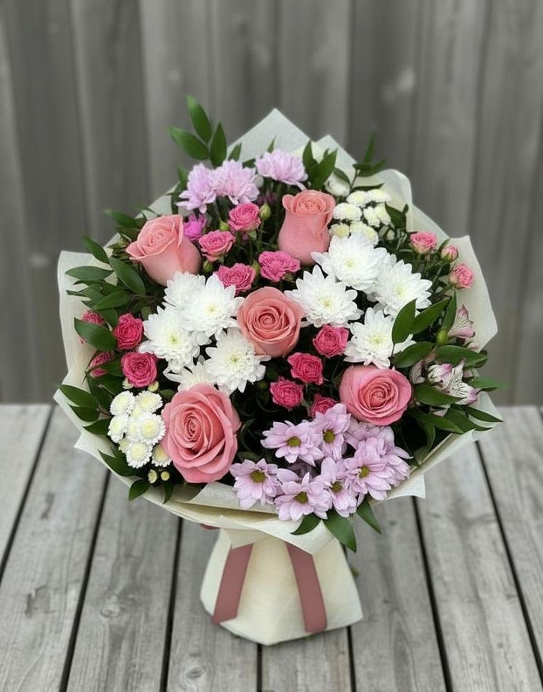Букет цветов из: Альстромерии, Гвоздики, Розы и Хризантемы в Поселке станции Бронницы