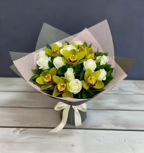 Букет цветов из:  Орхидеи и Розы в Поселке станции Бронницы