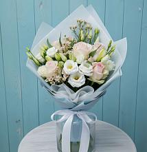 Букет цветов из:  Розы и Лизиантусы в Поселке станции Бронницы