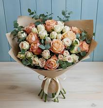 Букет цветов из:  Альстромерии и Розы в Поселке станции Бронницы